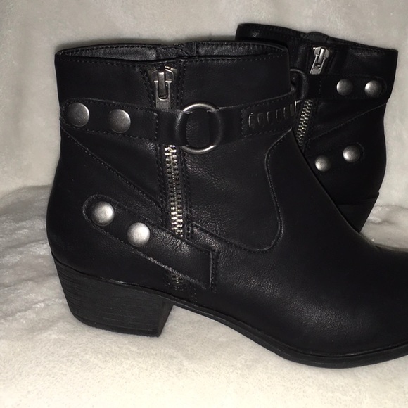 a.n.a Womens Atlas Zip Bootie - Picture 2 of 3